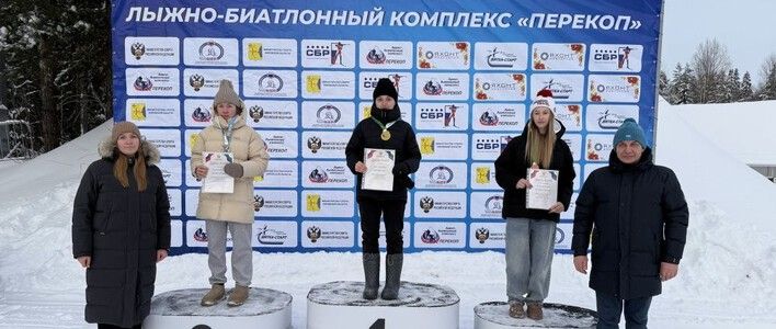 Спортсмены из Кирова подтвердили высокий уровень подготовки на чемпионате и первенстве региона по лыжным гонкам
